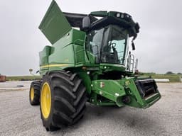 Image of John Deere S770 equipment image 2