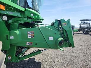 Main image John Deere S780 9