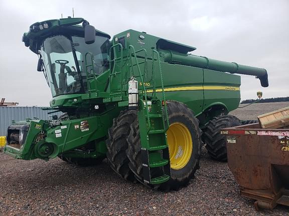 Image of John Deere S780 equipment image 1