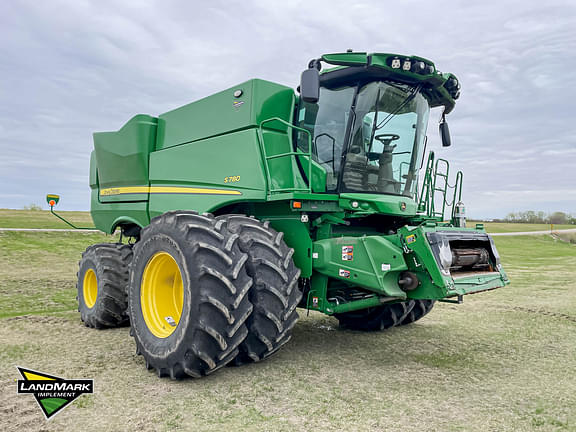 Image of John Deere S780 equipment image 2