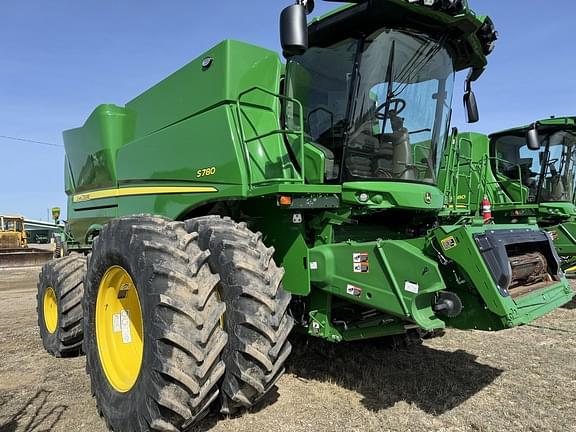 Image of John Deere S780 Primary image