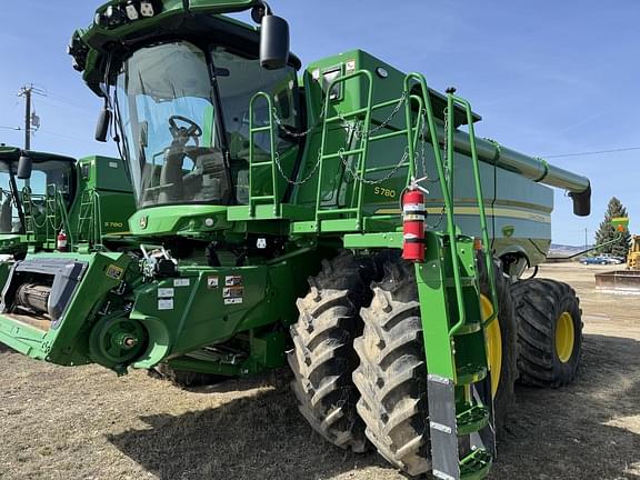 Image of John Deere S780 equipment image 2