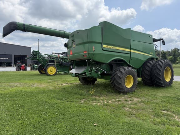 Image of John Deere S780 equipment image 2