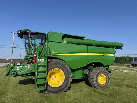 Image of John Deere S780 equipment image 3