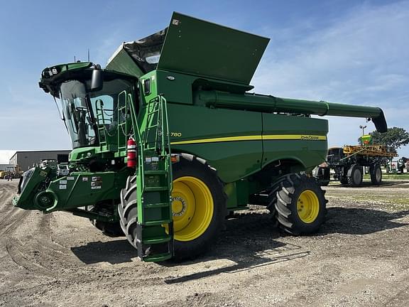 Image of John Deere S780 Primary image