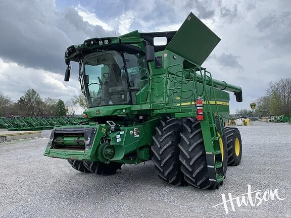 Image of John Deere S780 equipment image 1