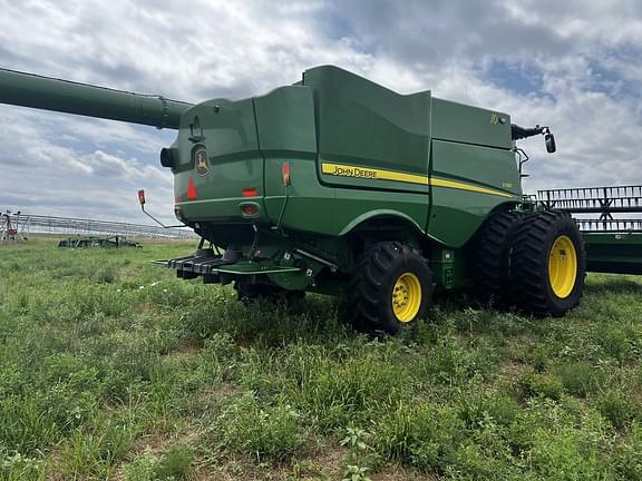 Image of John Deere S780 equipment image 3