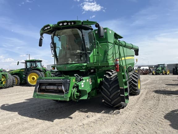 Image of John Deere S780 equipment image 3