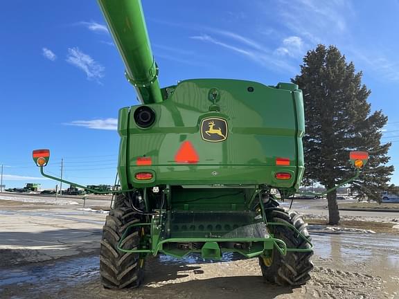 Image of John Deere S780 equipment image 4