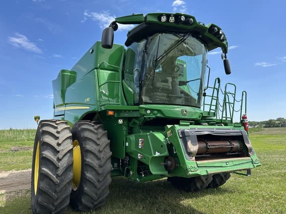 Image of John Deere S780 equipment image 3