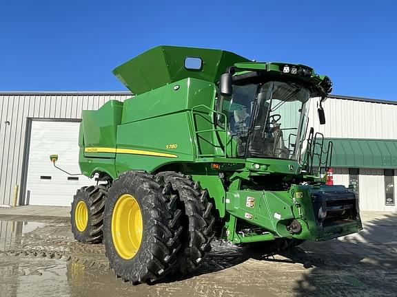 Image of John Deere S780 Primary image