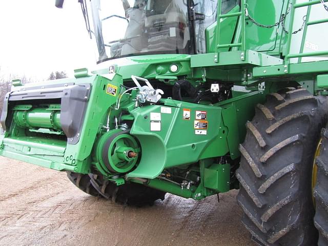 Image of John Deere S780 equipment image 2