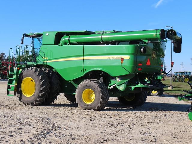 Image of John Deere S780 equipment image 3