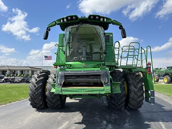 Image of John Deere S780 equipment image 2