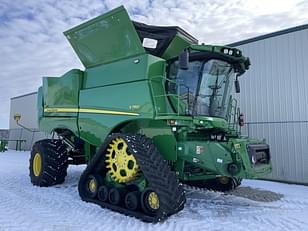 Main image John Deere S780 1