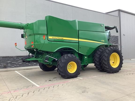 Image of John Deere S780 equipment image 4