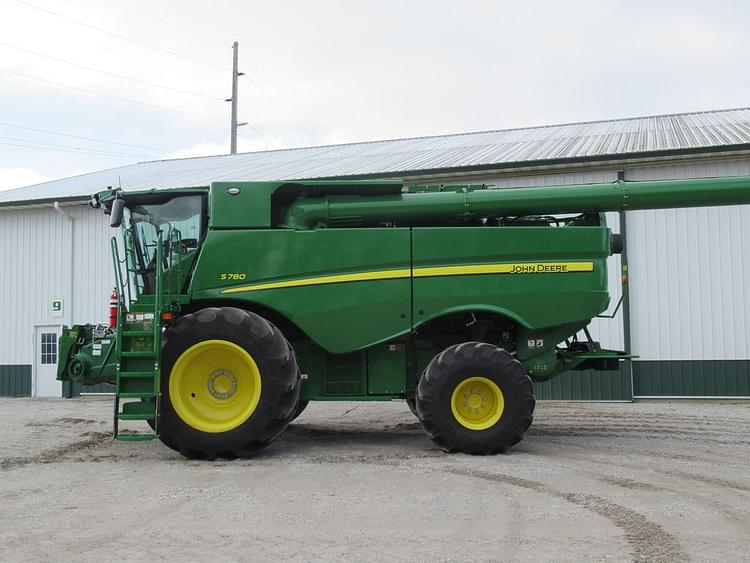 Main image John Deere S780 3