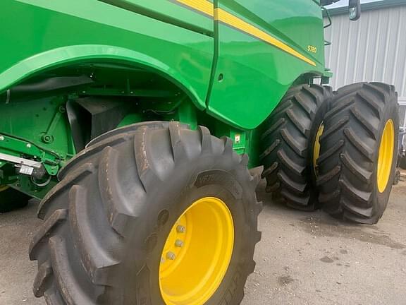 Image of John Deere S780 equipment image 4