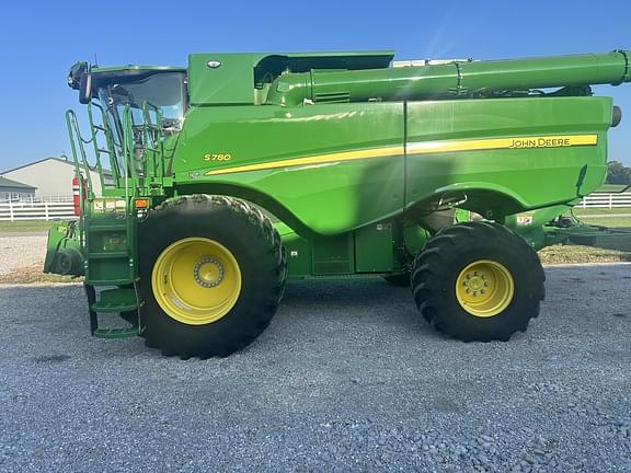 Image of John Deere S780 equipment image 4