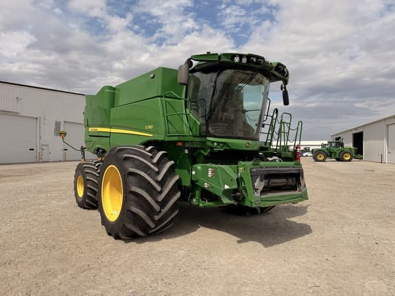 Image of John Deere S780 equipment image 2