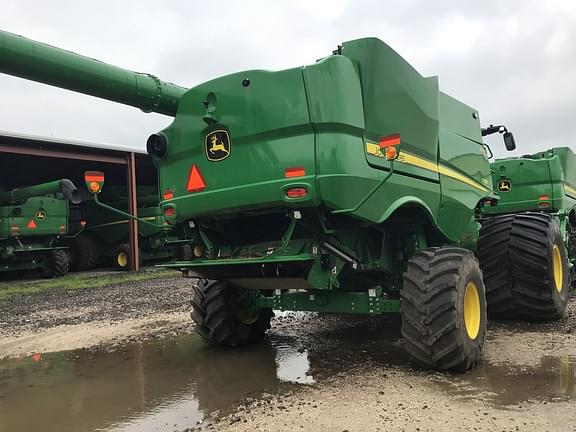Image of John Deere S780 equipment image 3