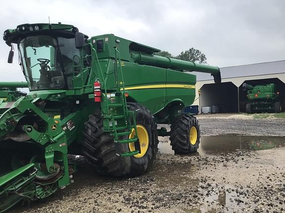 Image of John Deere S780 equipment image 1