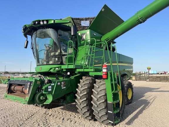 Image of John Deere S780 Primary image