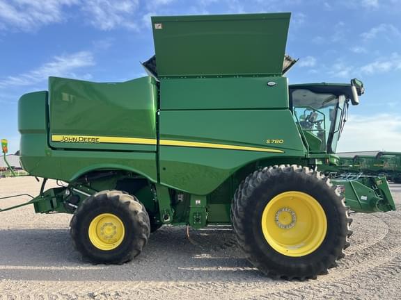 Image of John Deere S780 equipment image 3