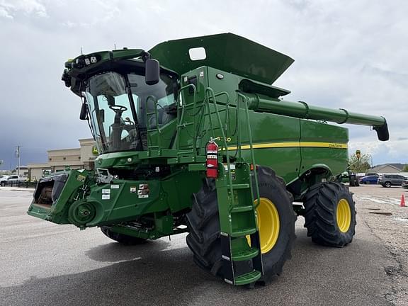 Image of John Deere S780 Primary image