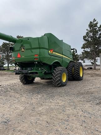 Image of John Deere S780 equipment image 2