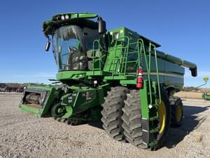2023 John Deere S780 Image