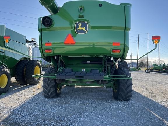 Image of John Deere S780 equipment image 3