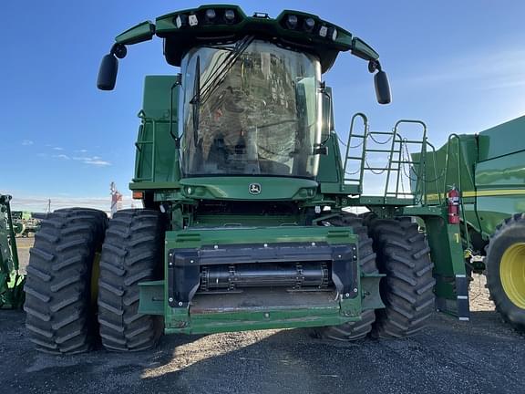 Image of John Deere S780 equipment image 2