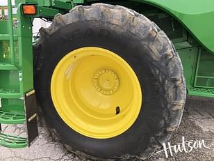 Main image John Deere S780 21