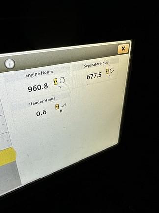 Image of John Deere S780 equipment image 4