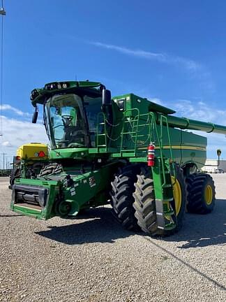 Image of John Deere S780 Primary image