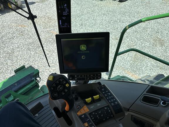 Image of John Deere S780 equipment image 3