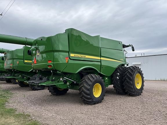 Image of John Deere S780 equipment image 3