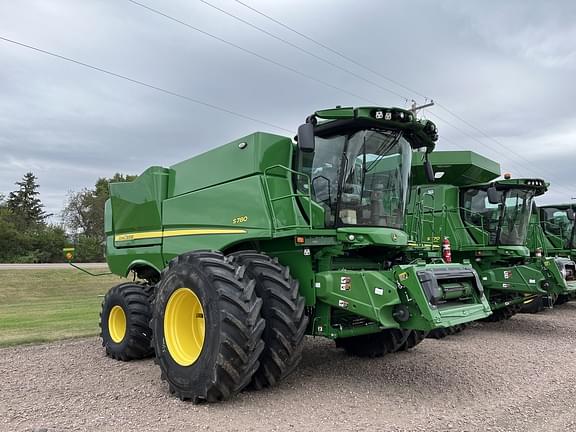 Image of John Deere S780 Primary image