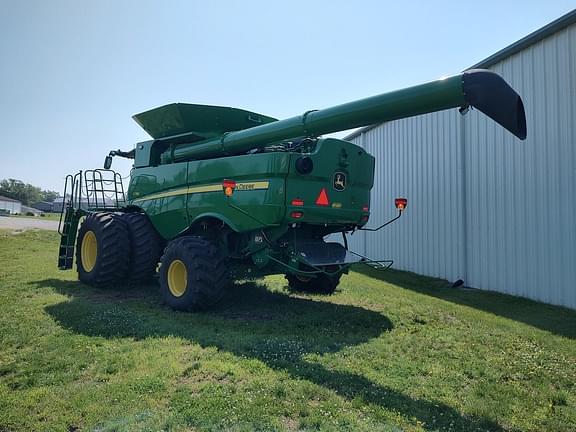 Image of John Deere S780 equipment image 3