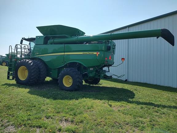 Image of John Deere S780 equipment image 4