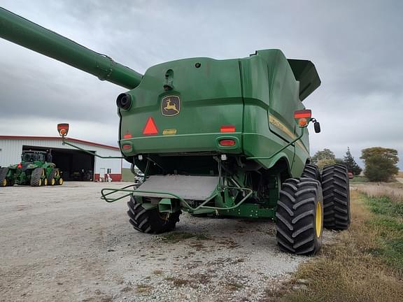 Image of John Deere S780 equipment image 4