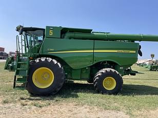 Main image John Deere S780 23