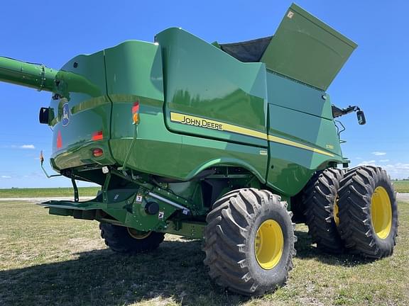 Image of John Deere S780 equipment image 4
