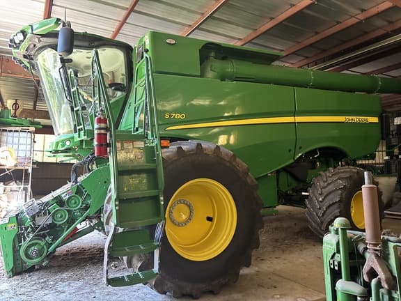 Image of John Deere S780 Primary image
