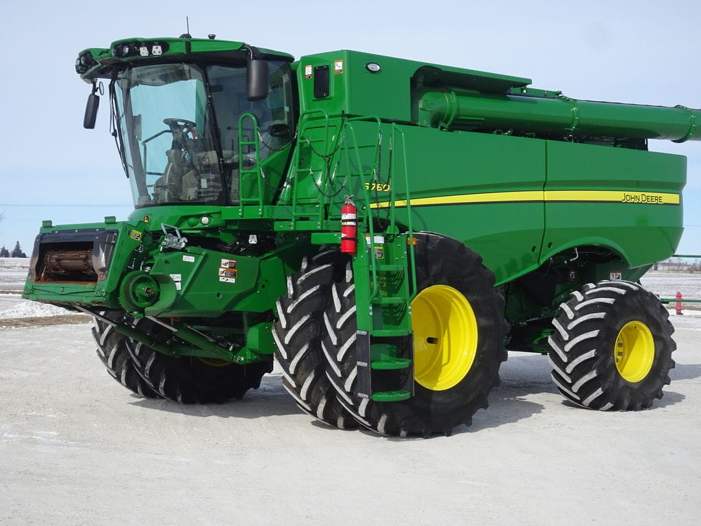2023 John Deere S780 Equipment Image0
