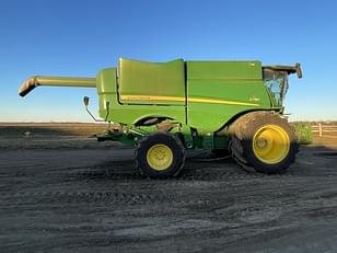 Main image John Deere S780 1