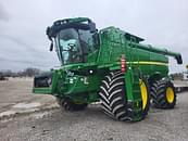 Thumbnail image John Deere S780 0