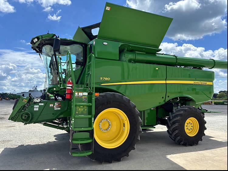 Image of John Deere S780 Primary image