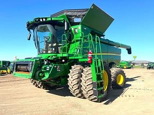 Main image John Deere S780 0